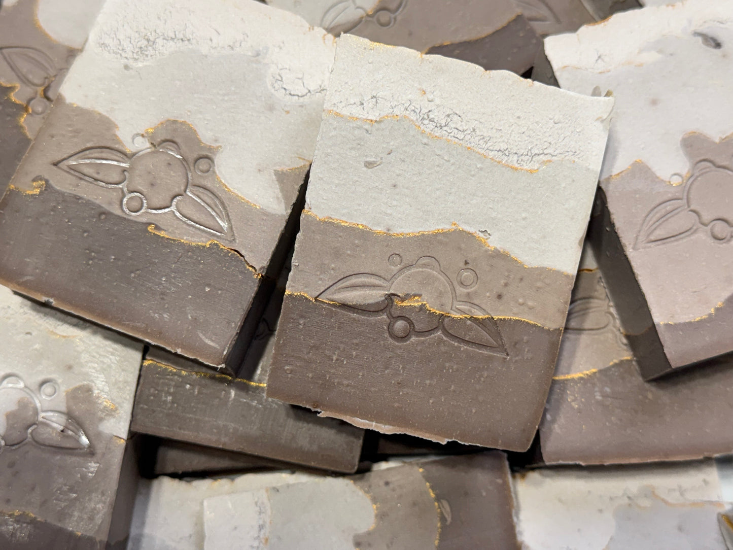 ARTISAN SOAP - Shea Shea